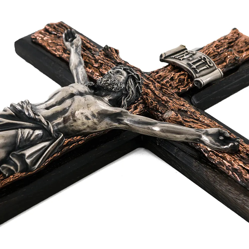 Crucifix de perete K03.1
